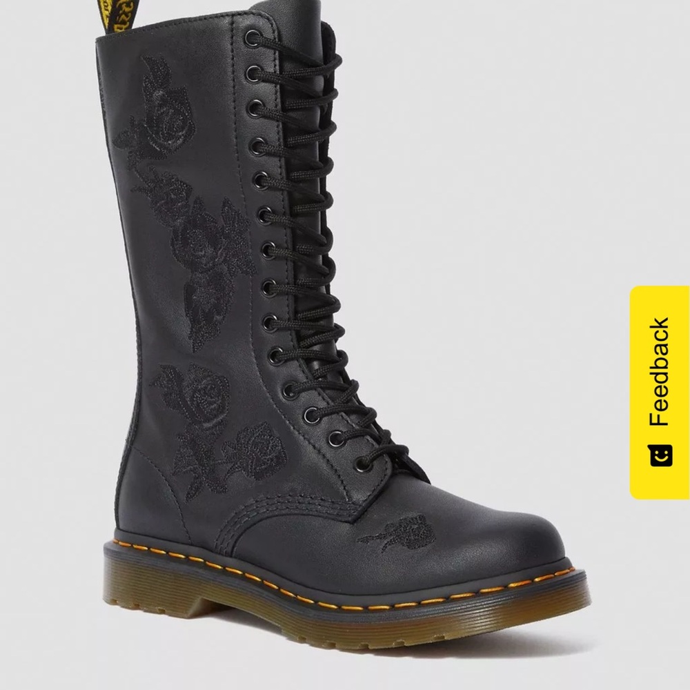 Doc Martinβs 1914 VONDA MONO LEATHER HIGH BOOTS
SOLD OUT